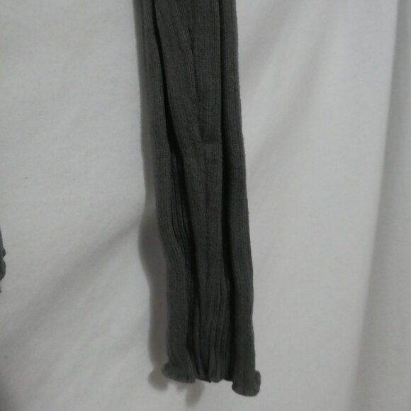 RW & CO | small | Grey Ribbed Sweater with Snap-Button Sleeve Details - Picture 8 of 14